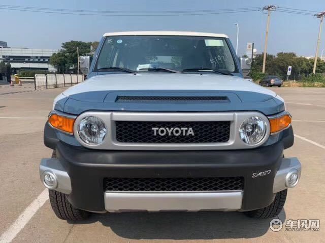 20款中东版FJ酷路泽强大性能优惠价