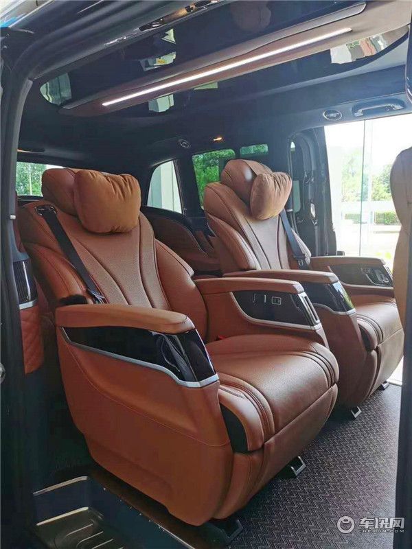 2020新款奔驰高顶商务车 罗伦士天际全新豪华版