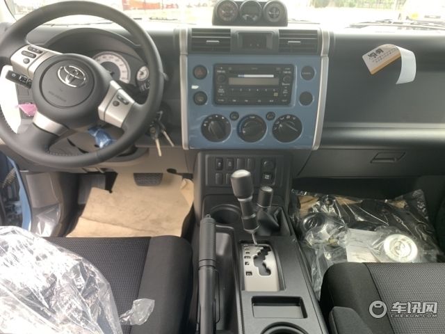 20款中东版FJ酷路泽强大性能优惠价