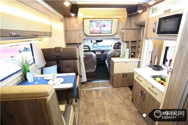 2020新款戴德E途MAX+双拓展房车 进口依维柯国六标准上牌无忧