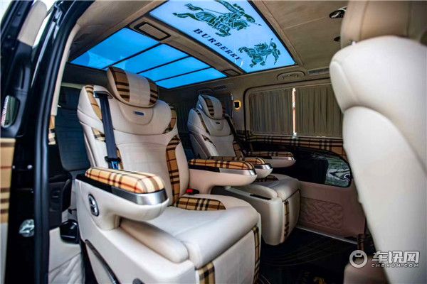 新款奔驰威霆改装迈巴赫版 Burberry巴宝莉联名款现车发售