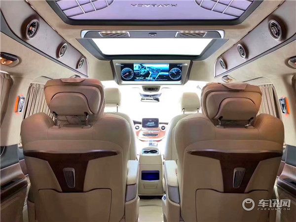 20款奔驰V260L改装迈巴赫VS900 高顶 内饰奢华
