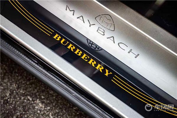 新款奔驰威霆改装迈巴赫版 Burberry巴宝莉联名款现车发售