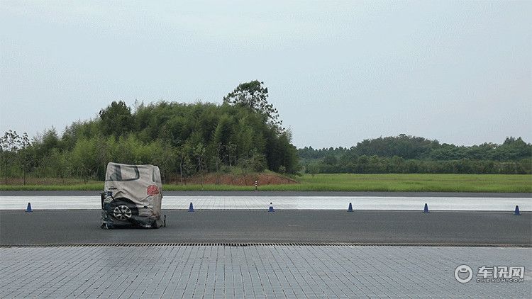 别克科技体验营——三大黑科技让驾驶更安心 