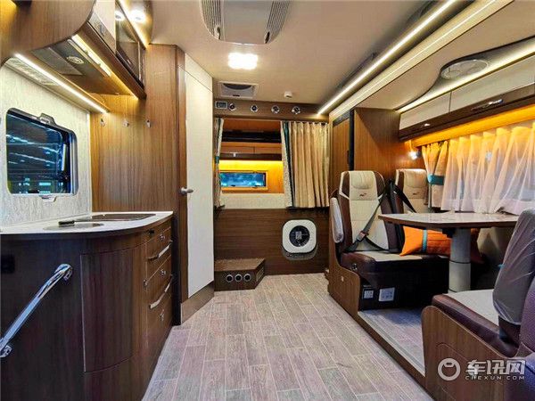 2020款瑞弗V820双拓展房车 中美合资 品质保证