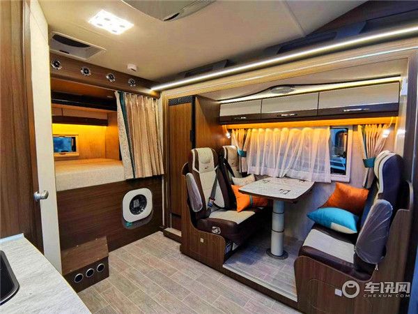 2020款瑞弗V820双拓展房车 中美合资 品质保证