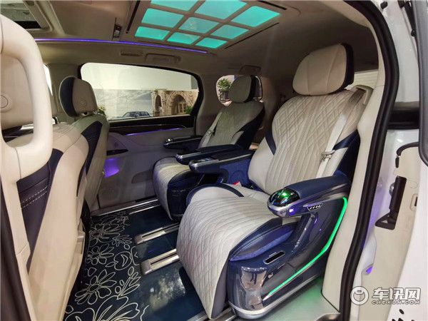 2020款别克GL8C水晶宝座版 7座 MPV商务车 豪华商旅两用车 