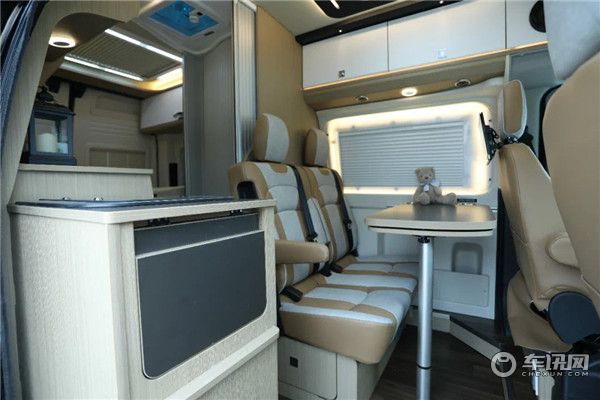 2020款瑞弗启届R500 B型房车通勤 商务 旅行三不误
