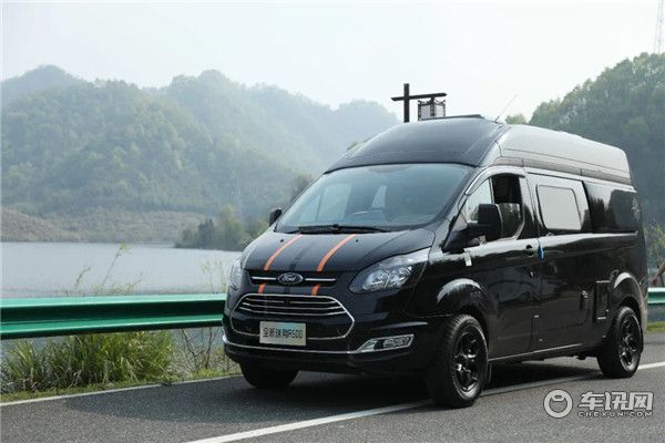 2020款瑞弗启届R500 B型房车通勤 商务 旅行三不误