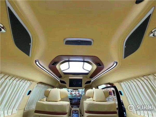 2020款奔驰V260L改装高顶商务车 宾法版诠释何为商务车