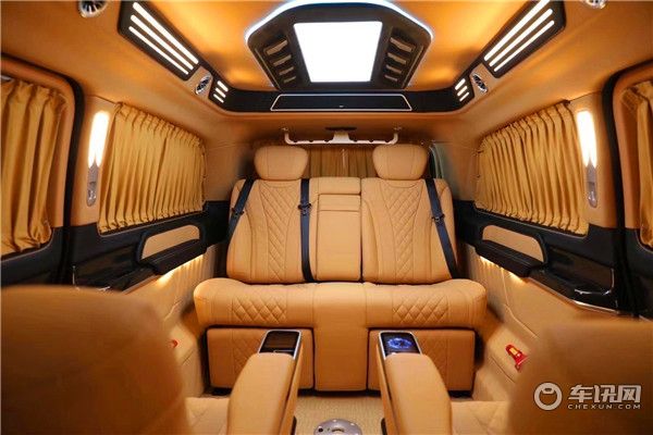 2020款奔驰V260L定制豪华七座商务车 星驰汽车铂驰出品