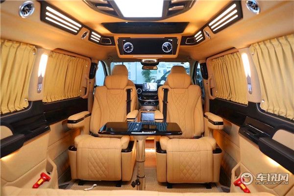 2020款奔驰V260L定制豪华七座商务车 星驰汽车铂驰出品