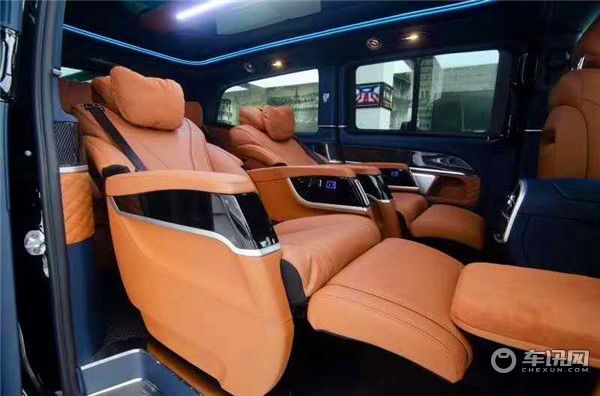 2020新款奔驰V260L高顶商务车 罗伦士天际七座版