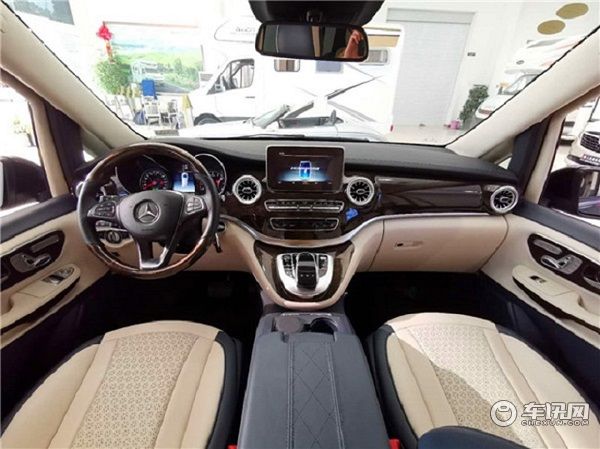 2020新款奔驰金冠高顶商务车 奔驰V260L迈巴赫七座版