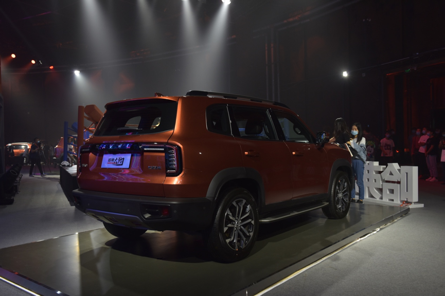 四款车型，起价11.99万元，哈弗大狗正式上市