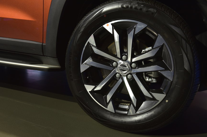 四款车型，起价11.99万元，哈弗大狗正式上市