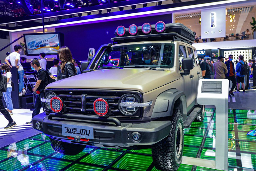 WEY携全系正式开展 坦克300依然是全场最靓的崽