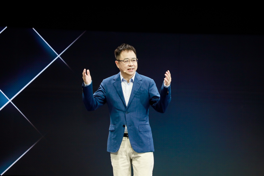 东风悦达起亚发布核心战略，第四代嘉华中国首秀，将于明年上市