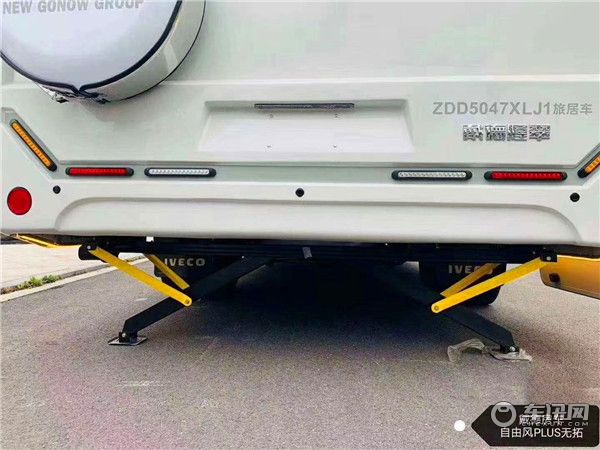 新款依维柯戴得C型自由风无拓展房车 真正的让您出行水电无忧