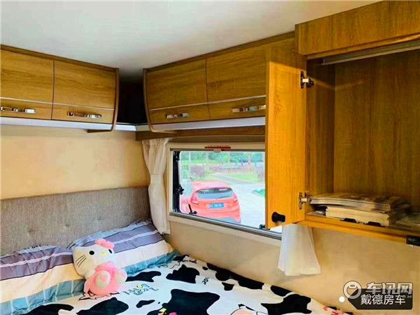 新款依维柯戴得C型自由风无拓展房车 真正的让您出行水电无忧