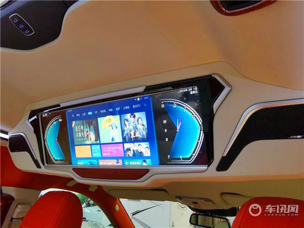 2020款奔驰V260L七座商务车 改装高顶傲旋大白鲨国六现车