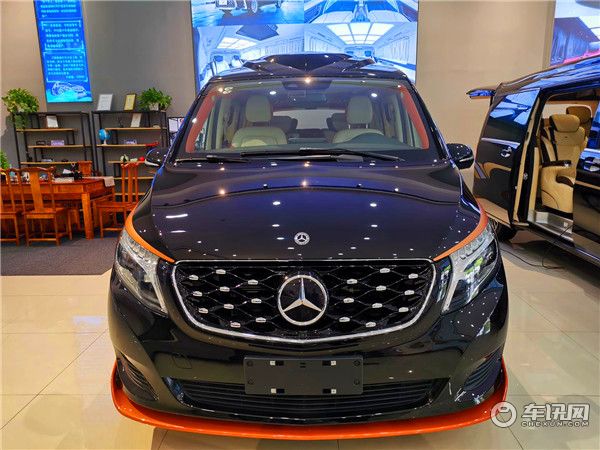 2020款奔驰V260L七座商务车 改装高顶傲旋大白鲨国六现车