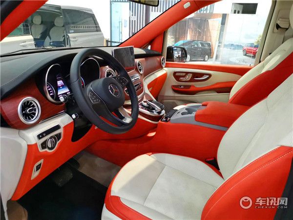 2020款奔驰V260L七座商务车 改装高顶傲旋大白鲨国六现车