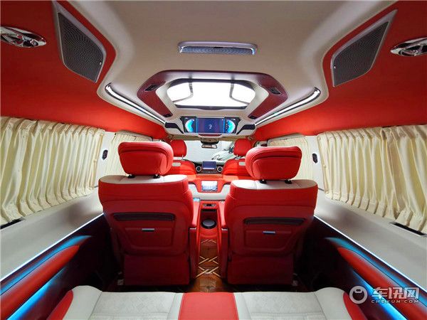 2020款奔驰V260L七座商务车 改装高顶傲旋大白鲨国六现车