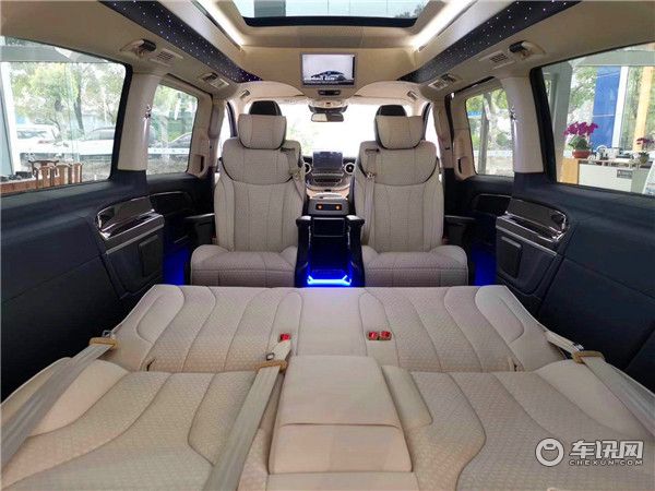  2020款奔驰V260L高顶版MPV商务车