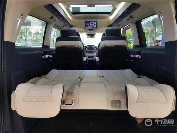  2020款奔驰V260L高顶版MPV商务车