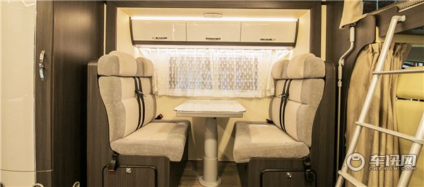 铂驰梦想家小额头C型房车 无拓展 依维柯系列车型