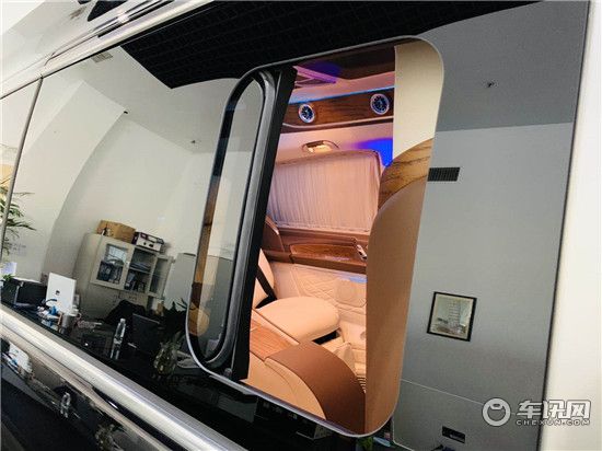 奔驰V260L改装迈巴赫VS98S豪华四座现车最低价格