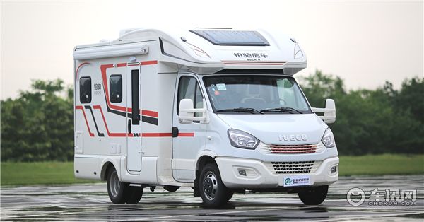 铂驰梦想家小额头C型房车 无拓展 依维柯系列车型