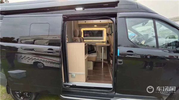 新款瑞弗R500B型商旅两用房车开启旅居新生活