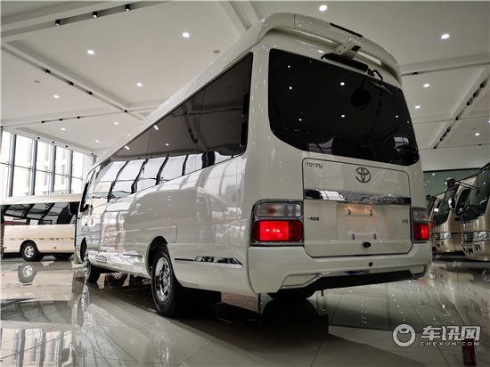 四川一汽丰田考斯特12座价格及配置详解