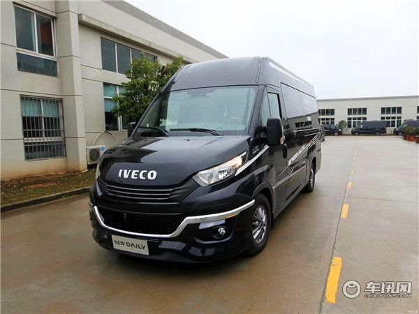 2020款进口依维柯豪华九座商务车 意大利品质奢华内饰