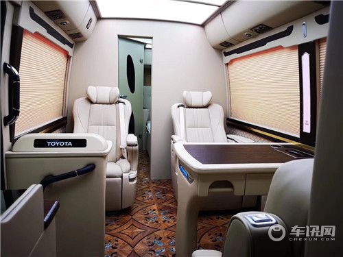 长款房车丰田考斯特空间内饰酷房车哪里卖？北京丰田店