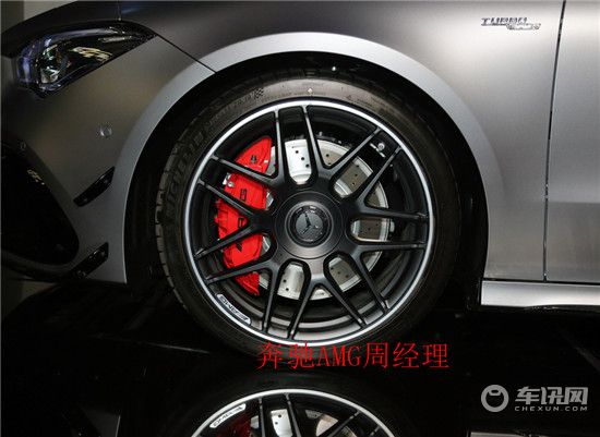 20款奔驰CLA45S 哑光灰现车更具灵动魅力
