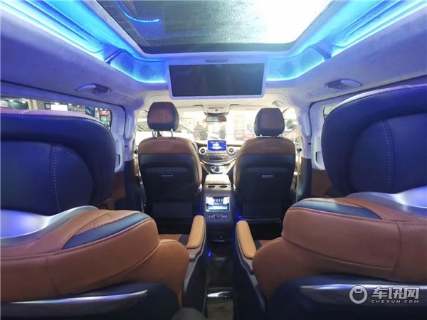2020款奔驰V260L高顶七座商务车 高顶无隔断定制版价格