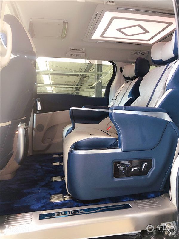 2020款别克陆上公务舱定制版商务车 国内商务车标杆