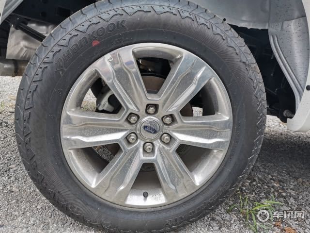 福特F150大尺寸皮卡 进口车整体走向豪华