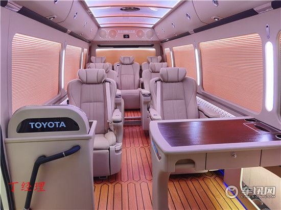 新款考斯特10座价格 丰田考斯特新款