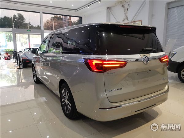 2020款别克GL8陆尊，升级艾维亚版水晶宝座展厅现车
