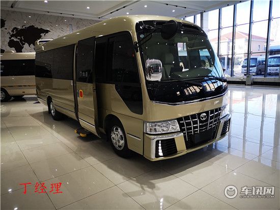 丰田考斯特V6豪华版 改装12座内饰图