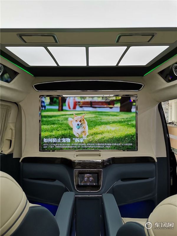 2021款奔驰威霆七座商务车 私人定制全隔断商务车