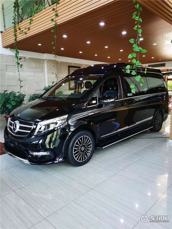 2020款梅赛德斯奔驰V260L商务车 高顶七座全隔断现车在售