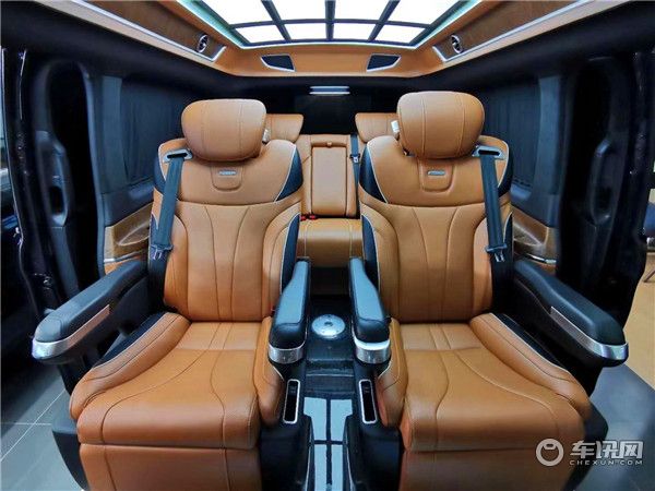 car_1_1_af30c32dc747483cb536e8f952926af0.jpg