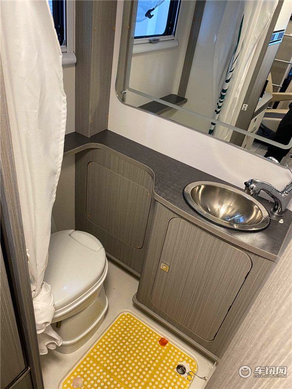 2020款瑞弗T800小额头，依维柯房车_现车优惠