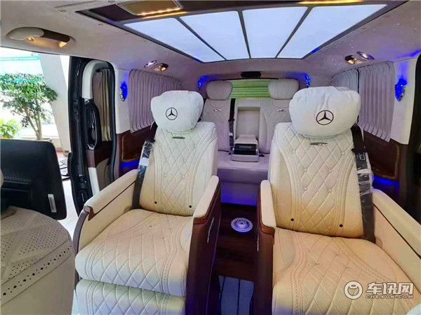 2020款奔驰威霆豪华七座商务车 升级改装只为更懂车的您