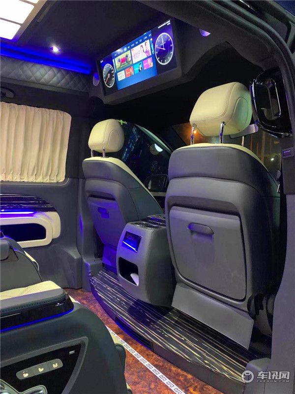 全新奔驰威霆改装商务车 双拼色蓝鲸版上海现车在售